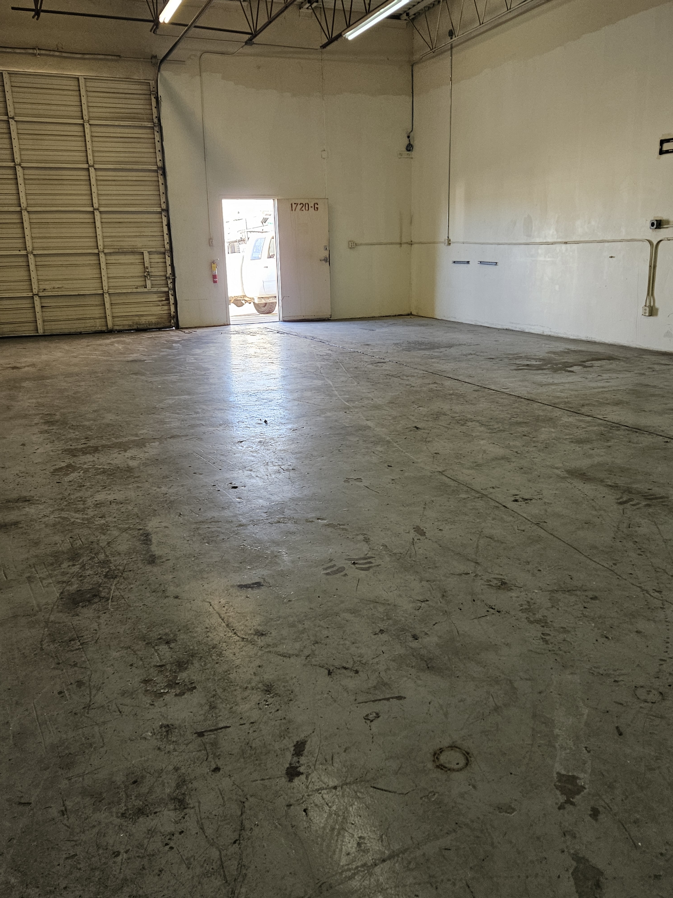 1722 W Hadley Ave, Suite E