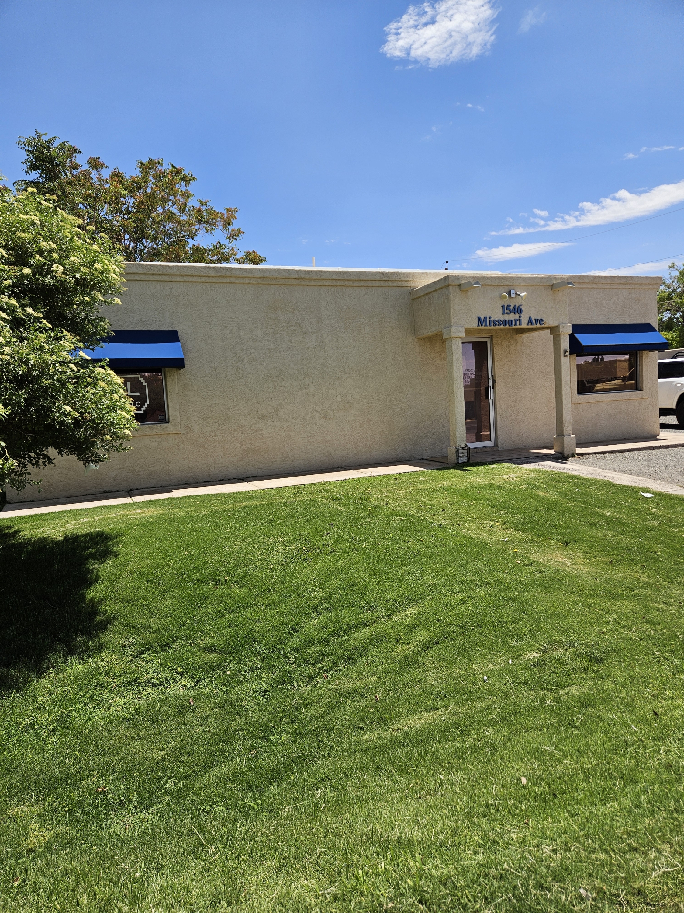 Property main image