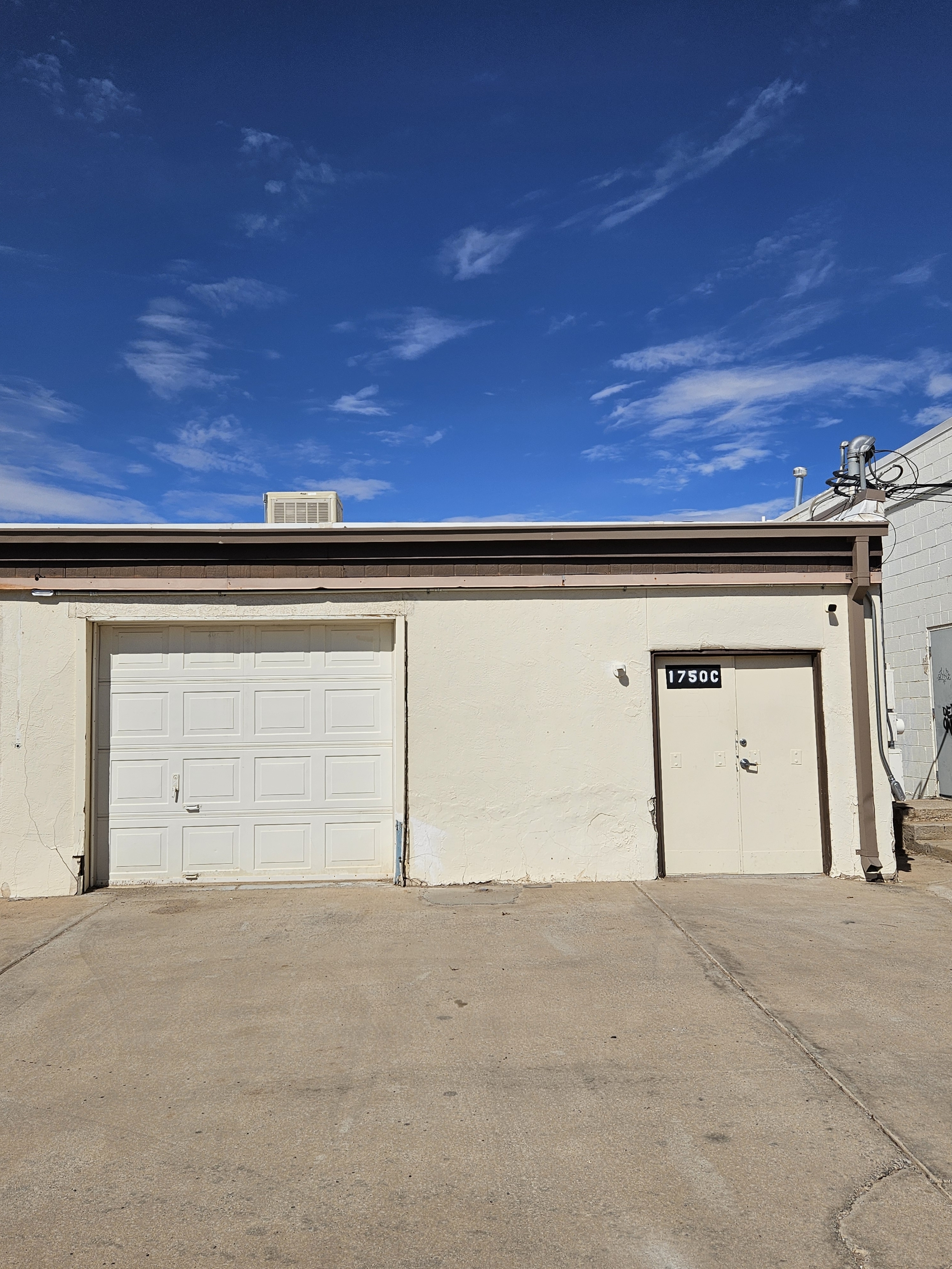 1750 W Hadley Ave, Suite C